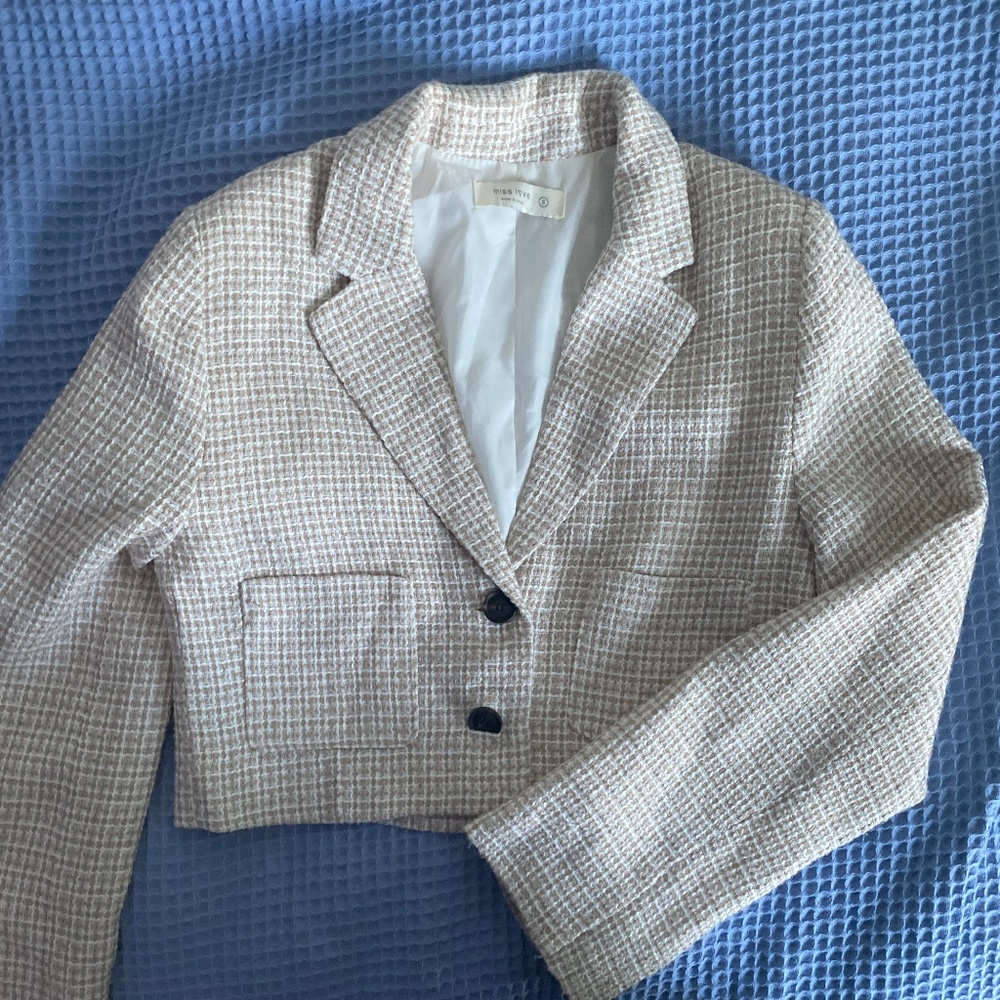 Cropped Tweed Blazer with Shoulder Pads